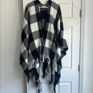 Black and White Plaid Fringe Shawl